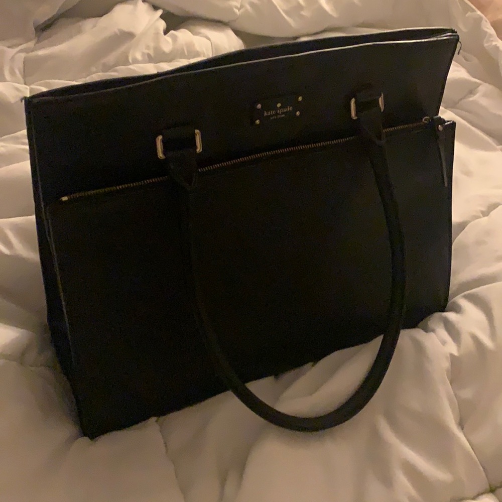 BRAND NEW, NEVER USED Kate Spade purse